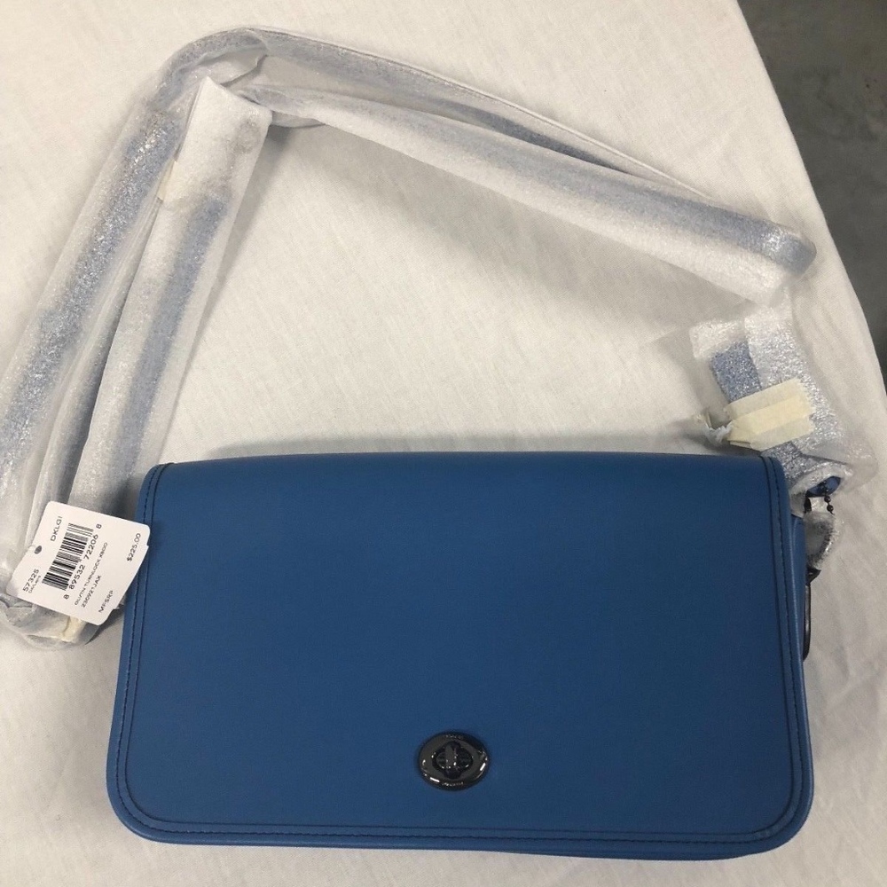 Coach Turnlock Crossbody Purse Glovetanned Blue